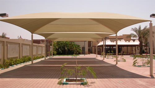 ظل مكة للمظلات والسواتر واعمال الحدادة