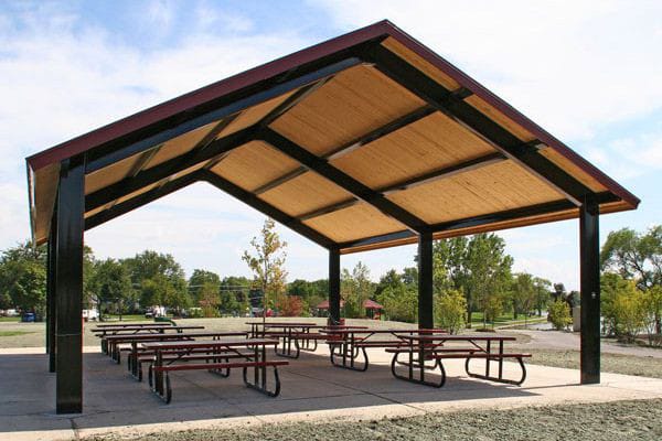 ظل مكة للمظلات والسواتر واعمال الحدادة