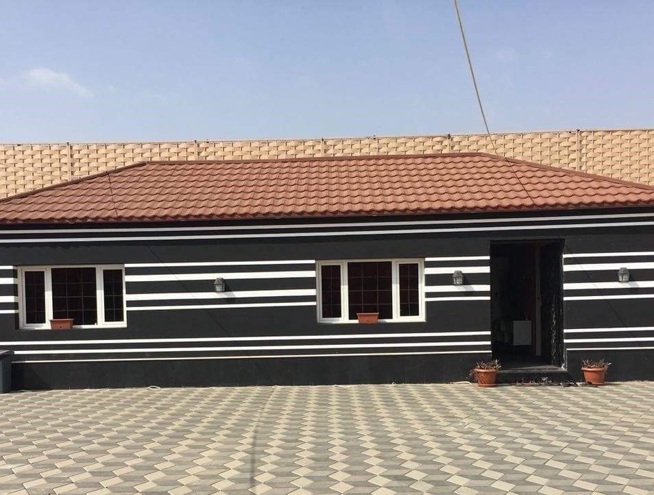 ظل مكة للمظلات والسواتر واعمال الحدادة