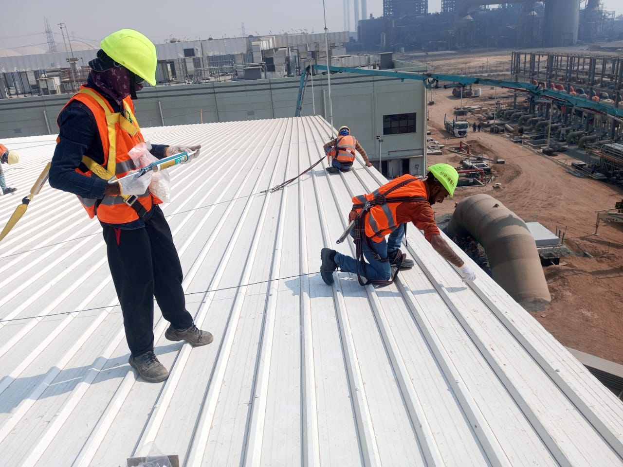 ظل مكة للمظلات والسواتر واعمال الحدادة